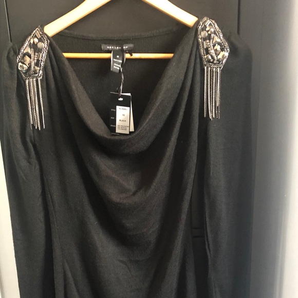 Shoulder embellished sweater - Picture 2 of 4